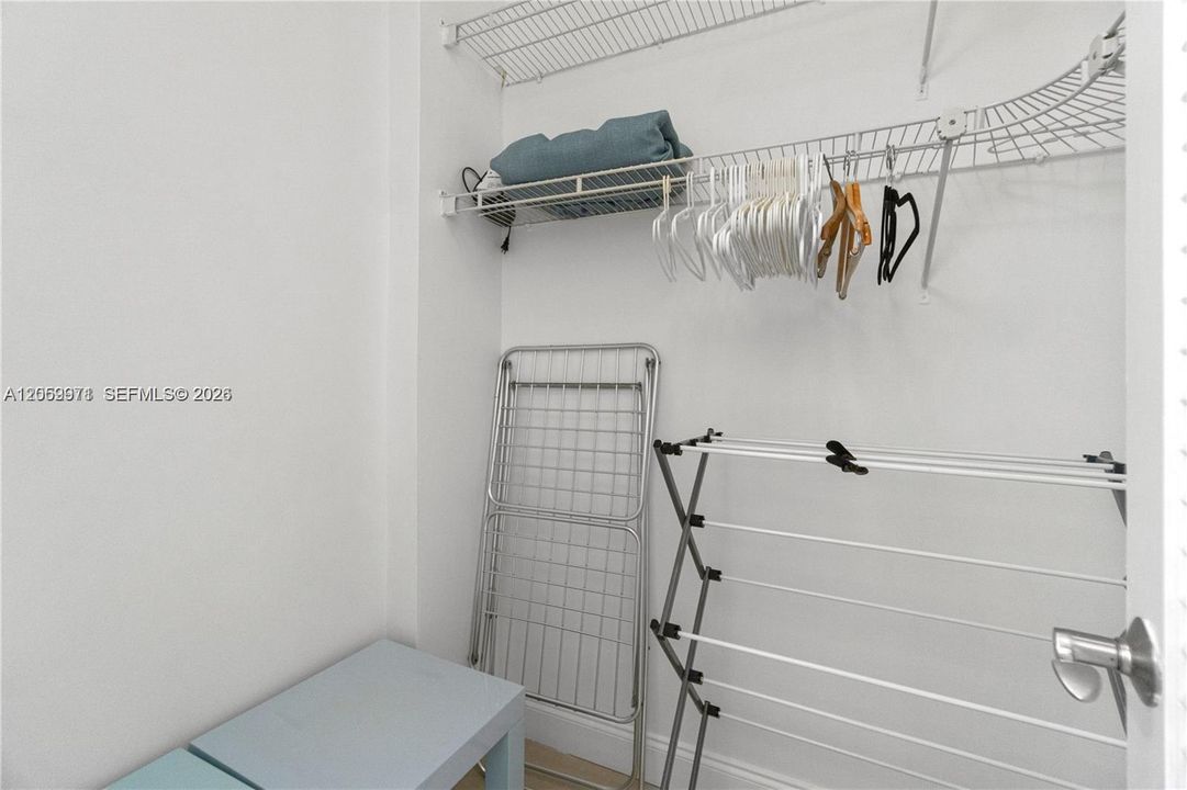 В аренду: $2,800 (0 спален, 1 ванн, 530 Квадратных фут)