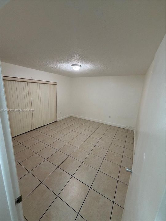 For Rent: $1,900 (1 beds, 1 baths, 628 Square Feet)