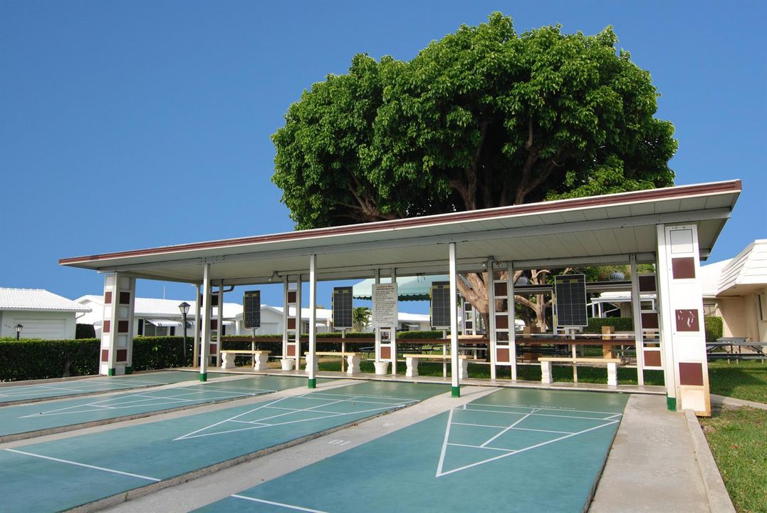 shuffle board court