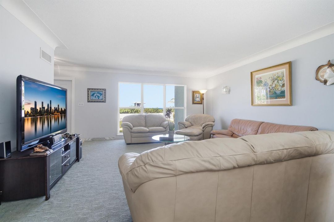 22 ft-lauderdale-oceanfront-oceanvie