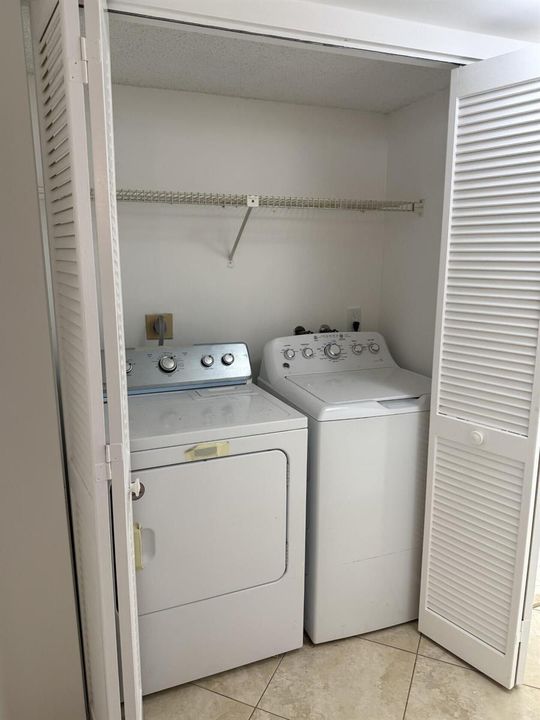 W/D Closet
