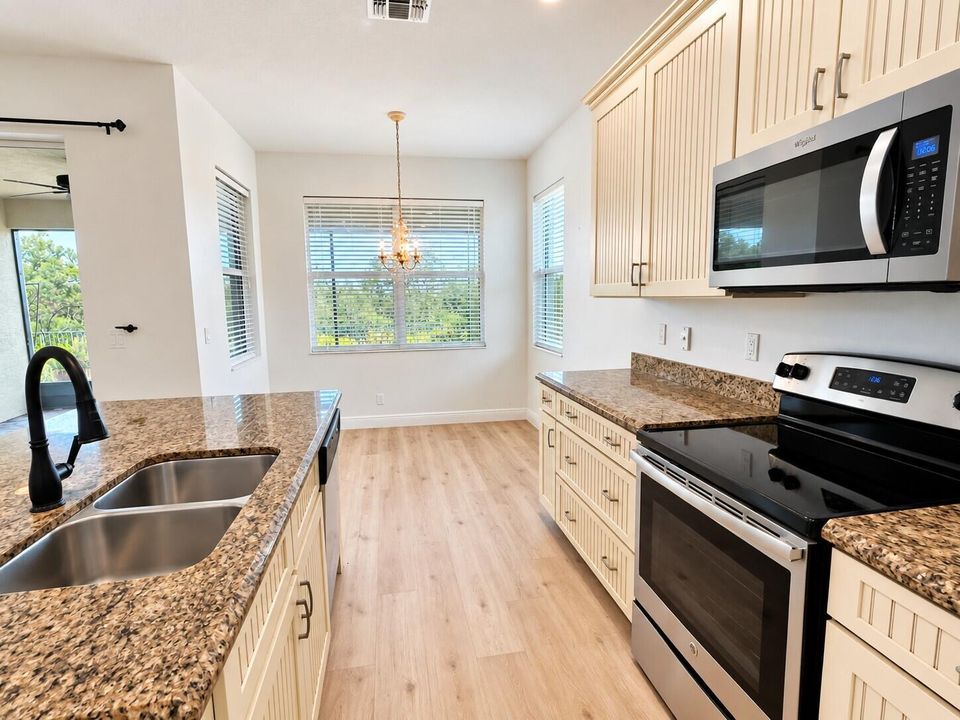 kitchen dining 2