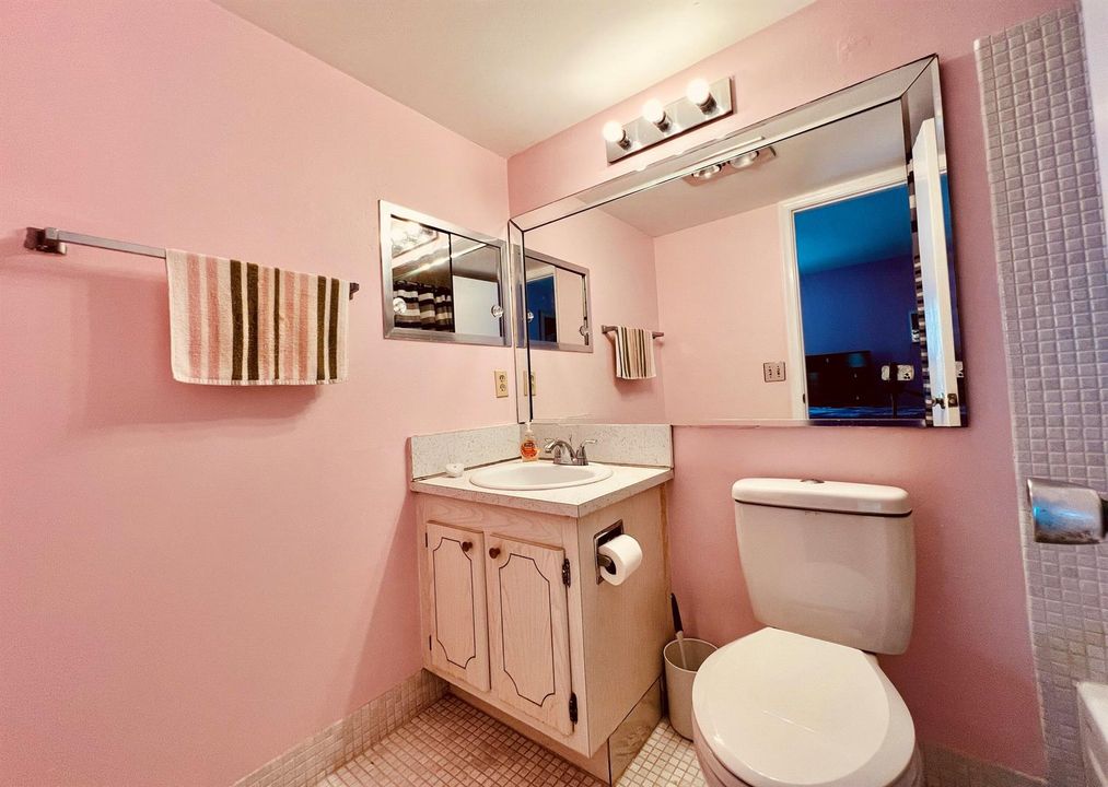 Full Ensuite Bath