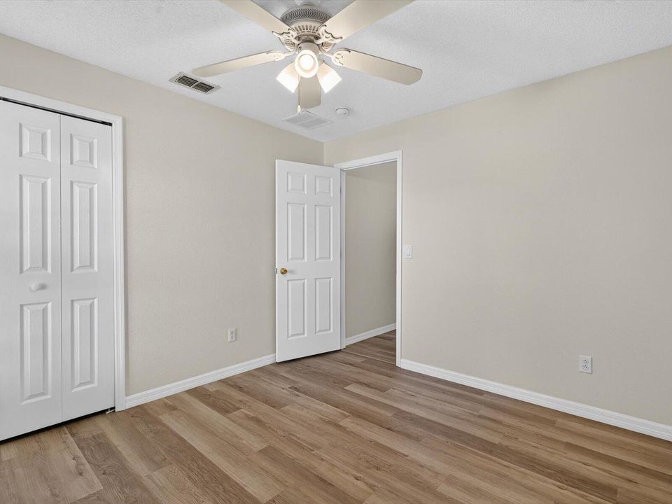 25-001 459 Halstead Dr - David Allen Pro