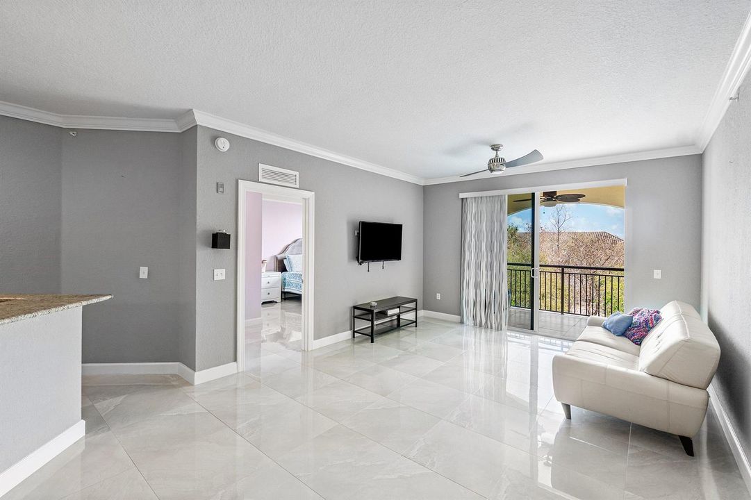 012-1411RenaissanceWay-BoyntonBeach-FL-3
