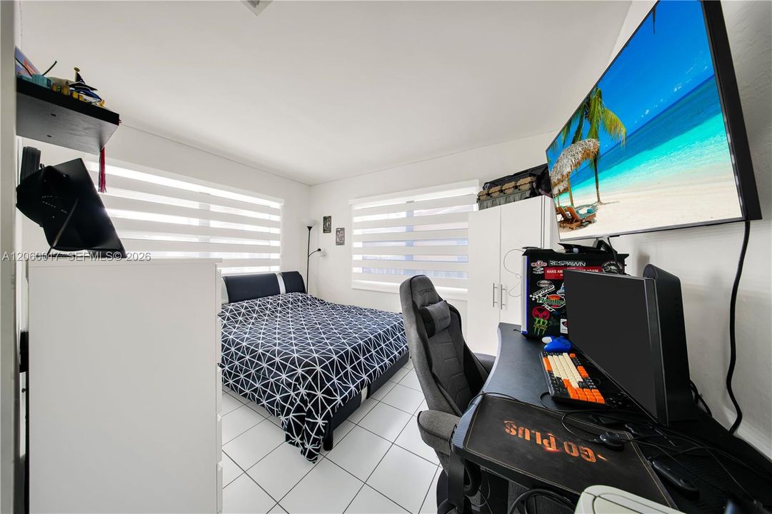 На продажу: $483,000 (3 спален, 2 ванн, 1167 Квадратных фут)