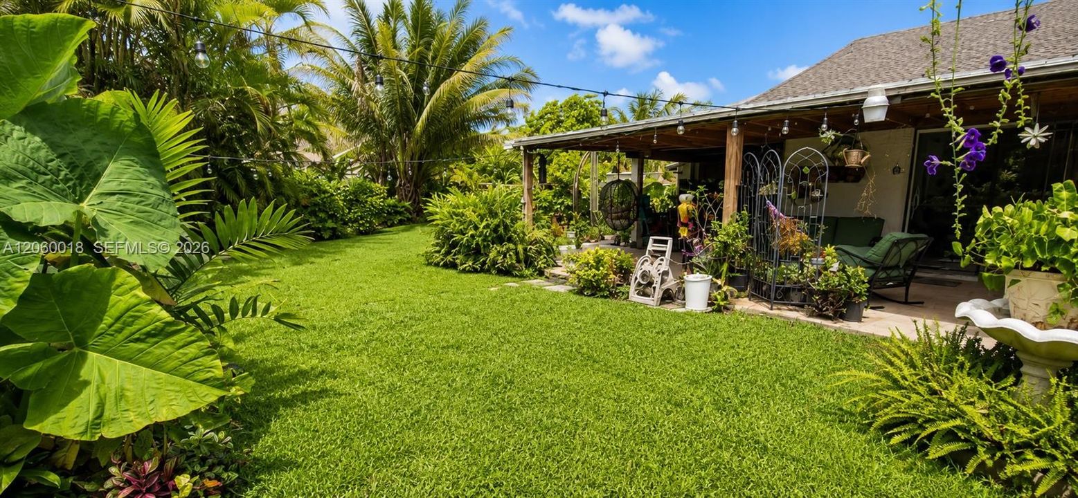 En Venta: $765,000 (3 camas, 2 baños, 1938 Pies cuadrados)