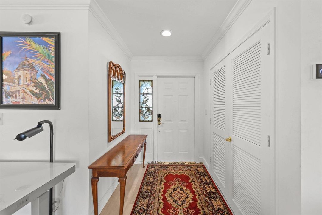 664 Forsyth Street - 19.jpg-SMALL