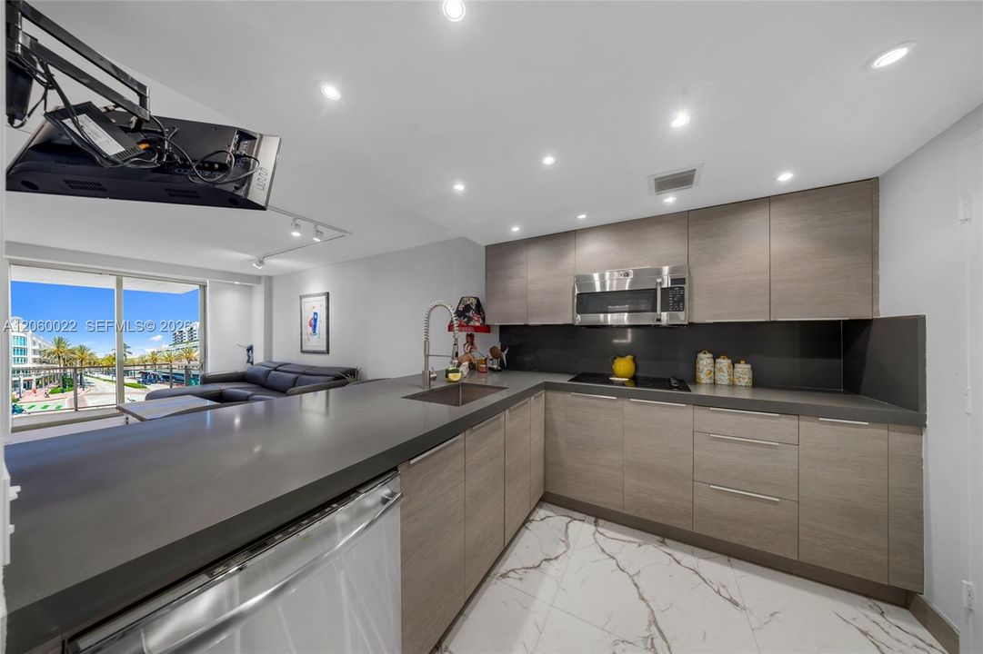 На продажу: $495,000 (1 спален, 1 ванн, 665 Квадратных фут)