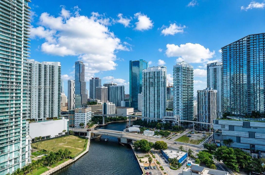 For Rent: $4,200 (2 beds, 2 baths, 1290 Square Feet)