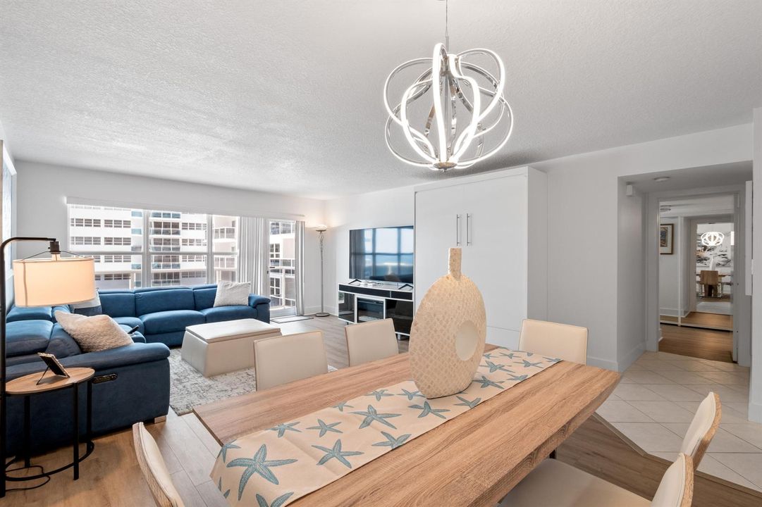 Living room:Dining room combo