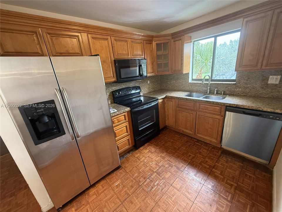 En Venta: $149,900 (2 camas, 2 baños, 1010 Pies cuadrados)