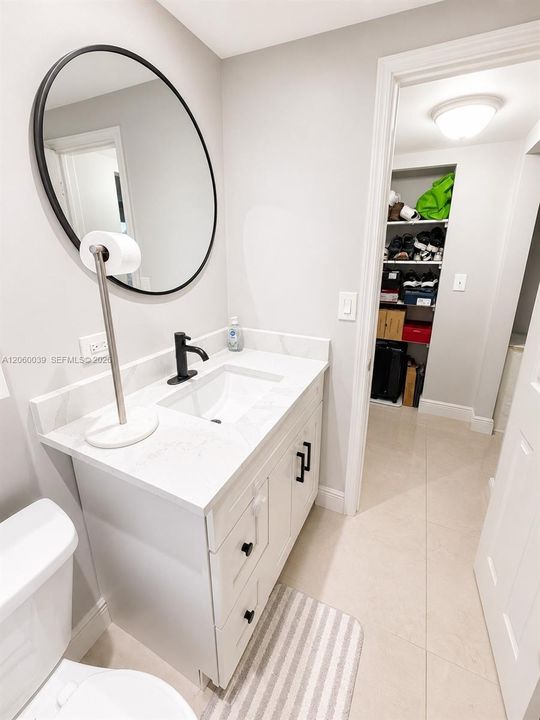 В аренду: $2,650 (2 спален, 2 ванн, 1070 Квадратных фут)