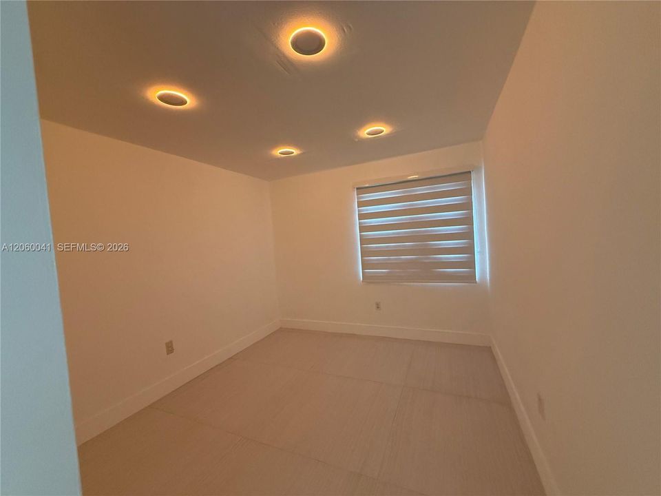 В аренду: $2,600 (2 спален, 2 ванн, 1000 Квадратных фут)