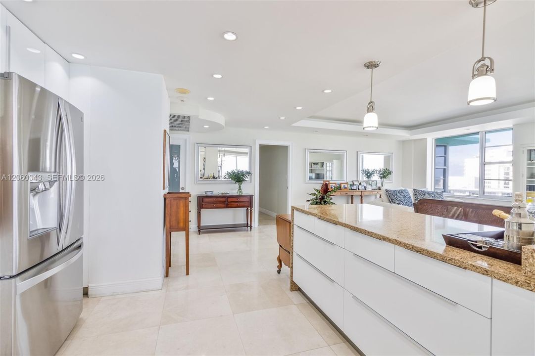 For Sale: $1,490,000 (2 beds, 2 baths, 2324 Square Feet)