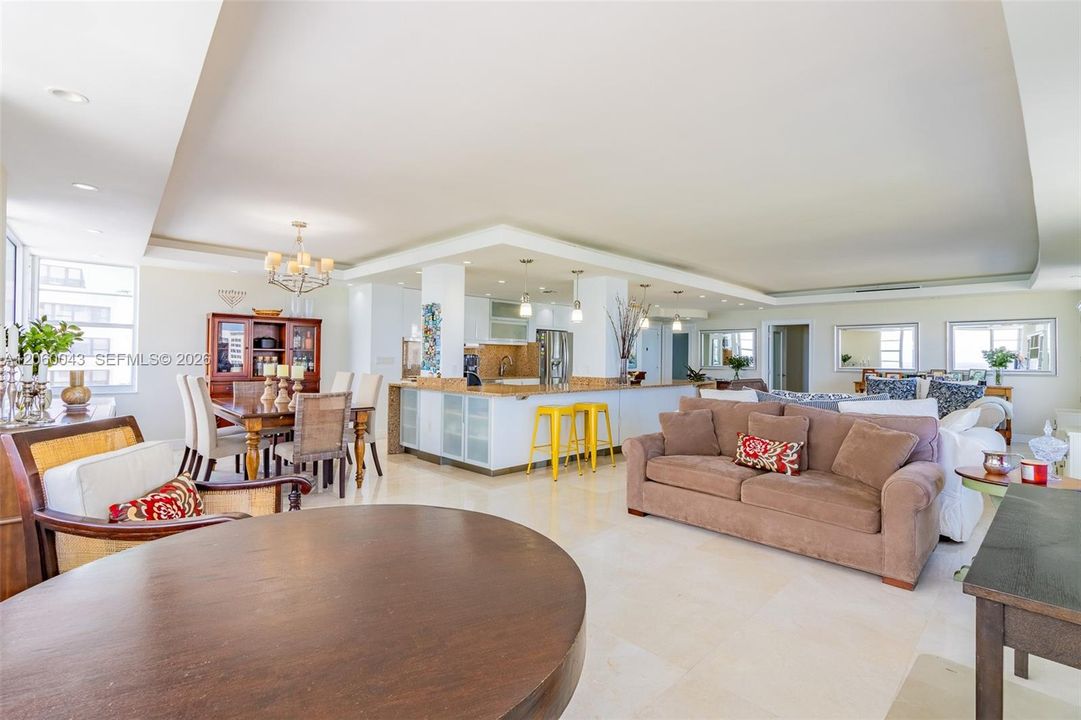 For Sale: $1,490,000 (2 beds, 2 baths, 2324 Square Feet)