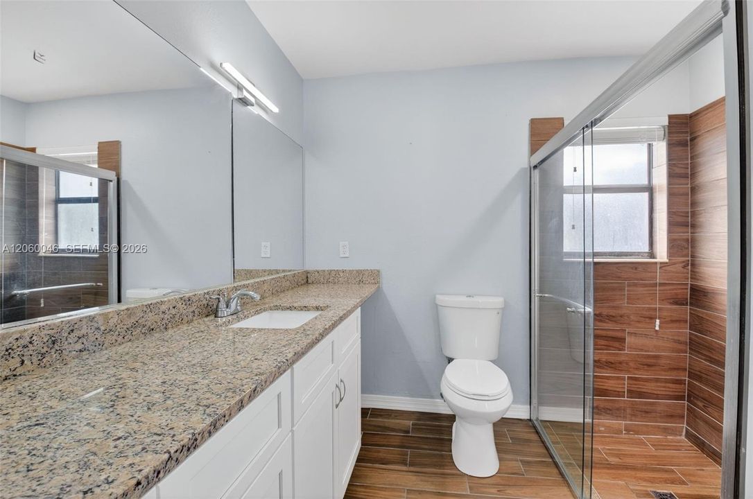 В аренду: $4,750 (4 спален, 2 ванн, 2279 Квадратных фут)