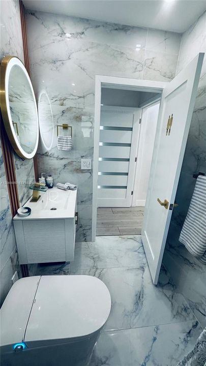 В аренду: $4,500 (2 спален, 1 ванн, 1250 Квадратных фут)
