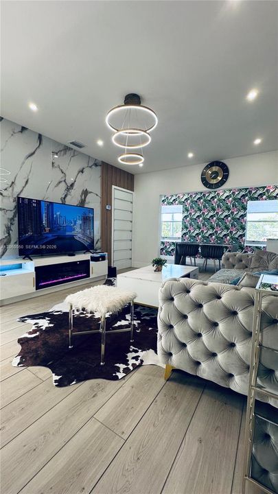 В аренду: $4,500 (2 спален, 1 ванн, 1250 Квадратных фут)