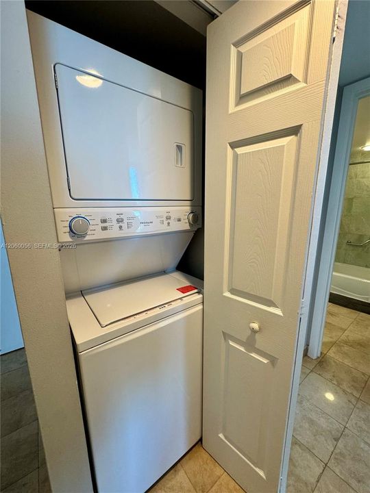 На продажу: $610,000 (1 спален, 1 ванн, 688 Квадратных фут)