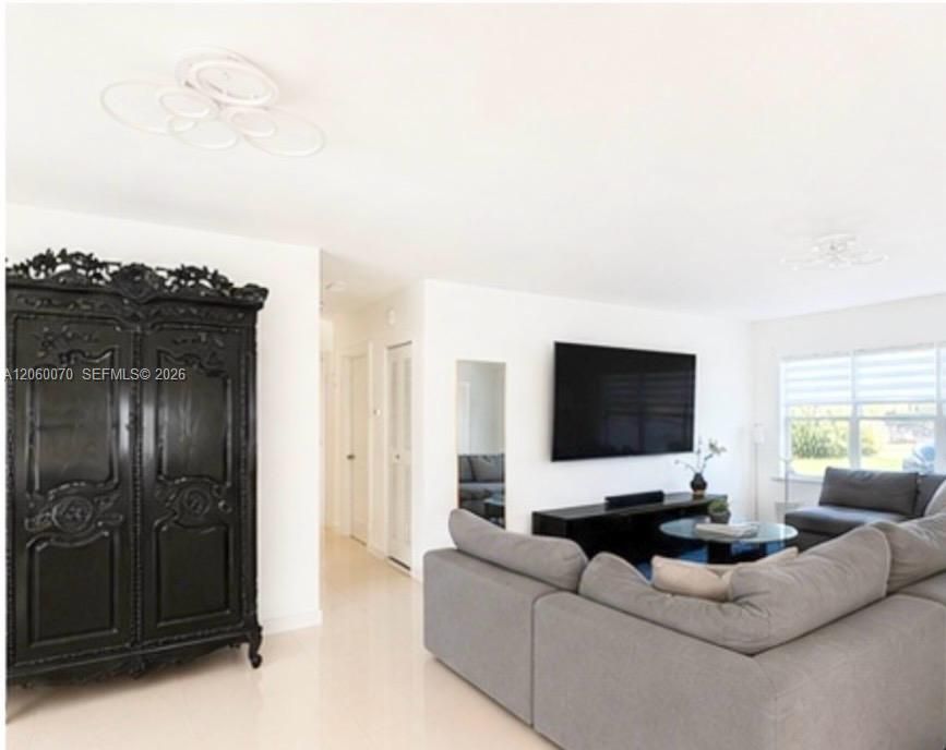 В аренду: $6,950 (3 спален, 3 ванн, 1457 Квадратных фут)