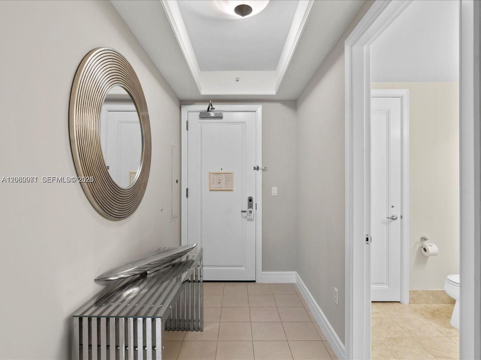 В аренду: $5,000 (2 спален, 2 ванн, 1800 Квадратных фут)