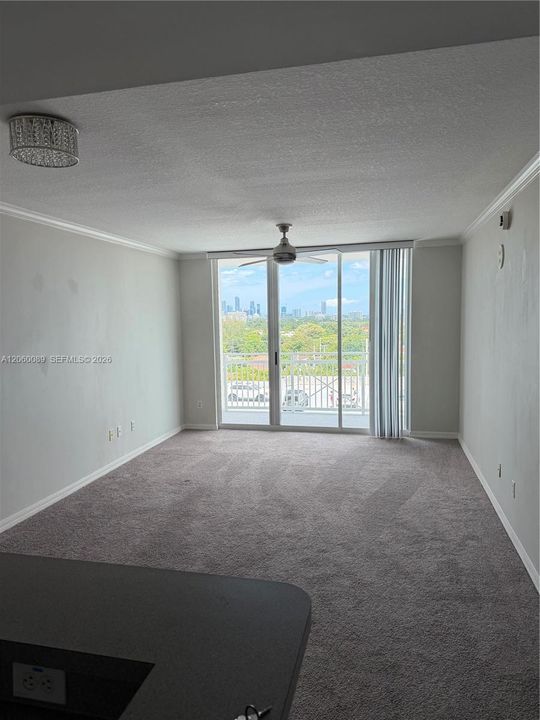For Rent: $2,200 (1 beds, 1 baths, 750 Square Feet)