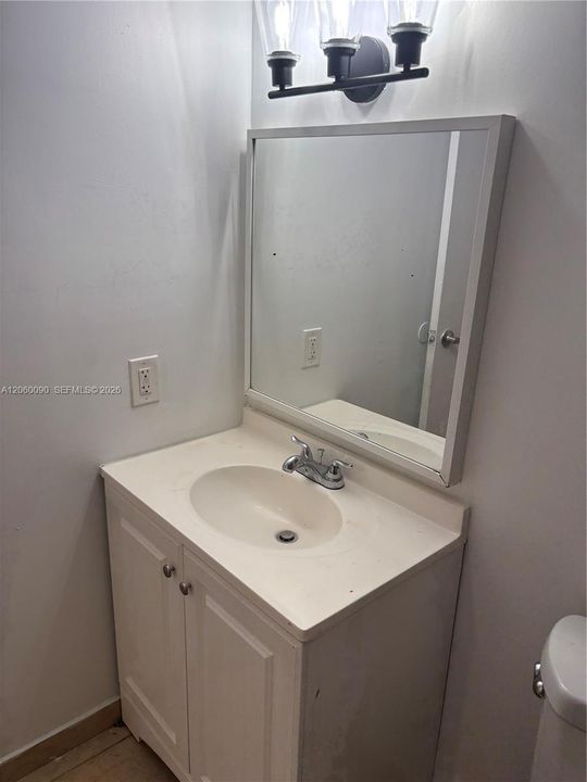 В аренду: $1,750 (2 спален, 2 ванн, 1100 Квадратных фут)