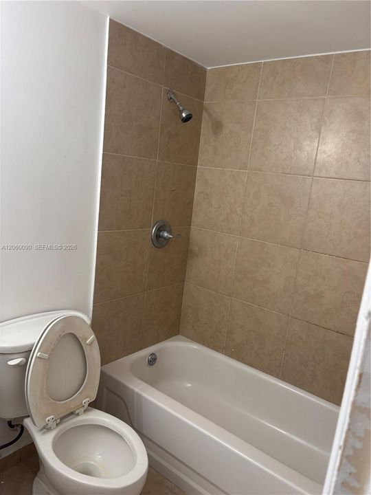 В аренду: $1,750 (2 спален, 2 ванн, 1100 Квадратных фут)
