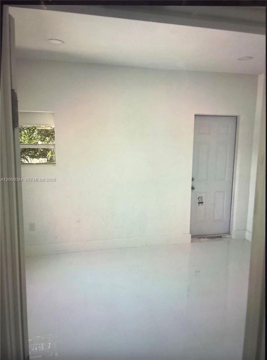 En Renta: $2,700 (2 camas, 1 baños, 1200 Pies cuadrados)