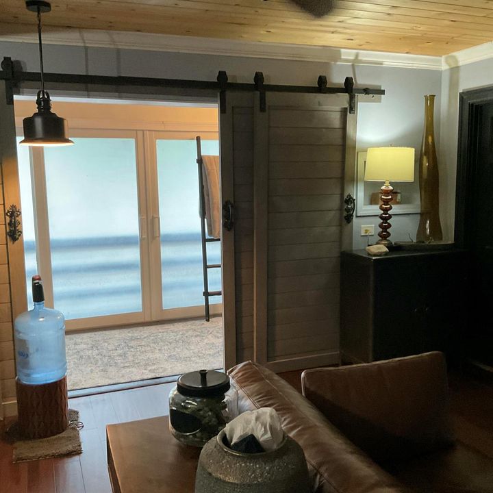 Living Room / enclosed balcony