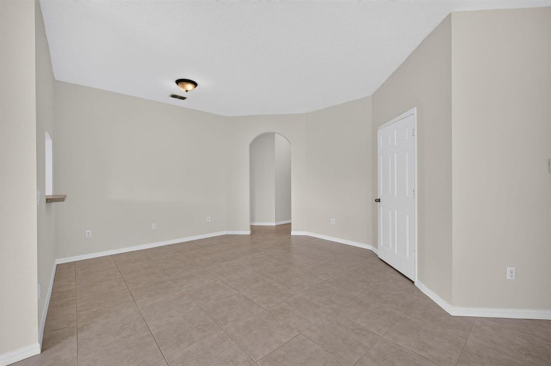 9810 Sw Eastbrook Circle Diningroom area