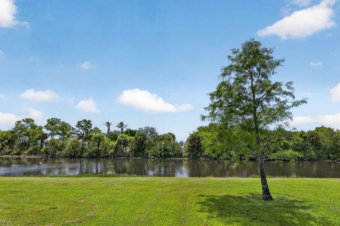 9810 Sw Eastbrook Back of home lake 3