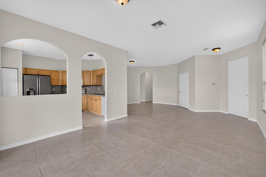 9810 Sw Eastbrook Circle Grear room area