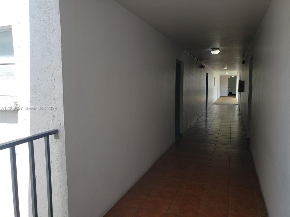В аренду: $1,900 (1 спален, 1 ванн, 780 Квадратных фут)