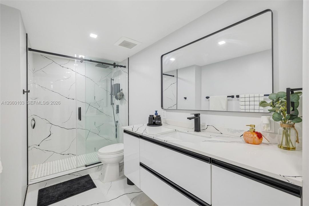 На продажу: $415,000 (3 спален, 2 ванн, 1848 Квадратных фут)