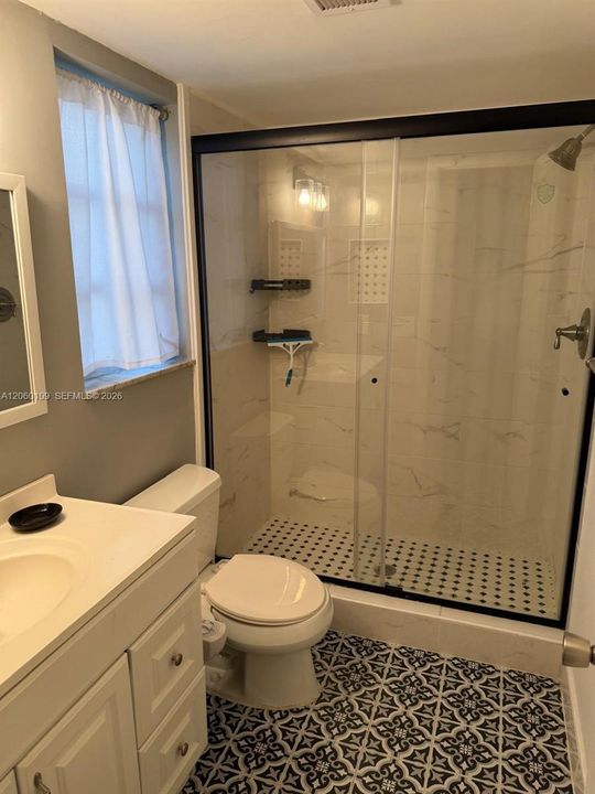 В аренду: $1,700 (1 спален, 1 ванн, 933 Квадратных фут)
