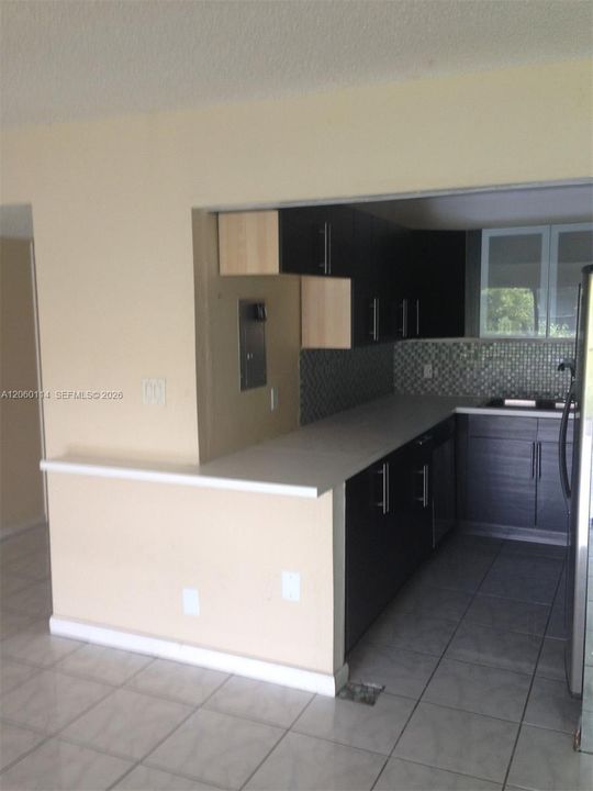 На продажу: $99,000 (1 спален, 2 ванн, 870 Квадратных фут)