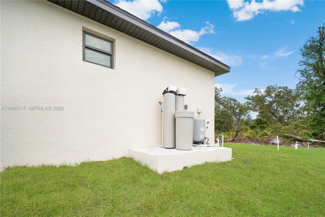 En Venta: $425,000 (4 camas, 2 baños, 1783 Pies cuadrados)