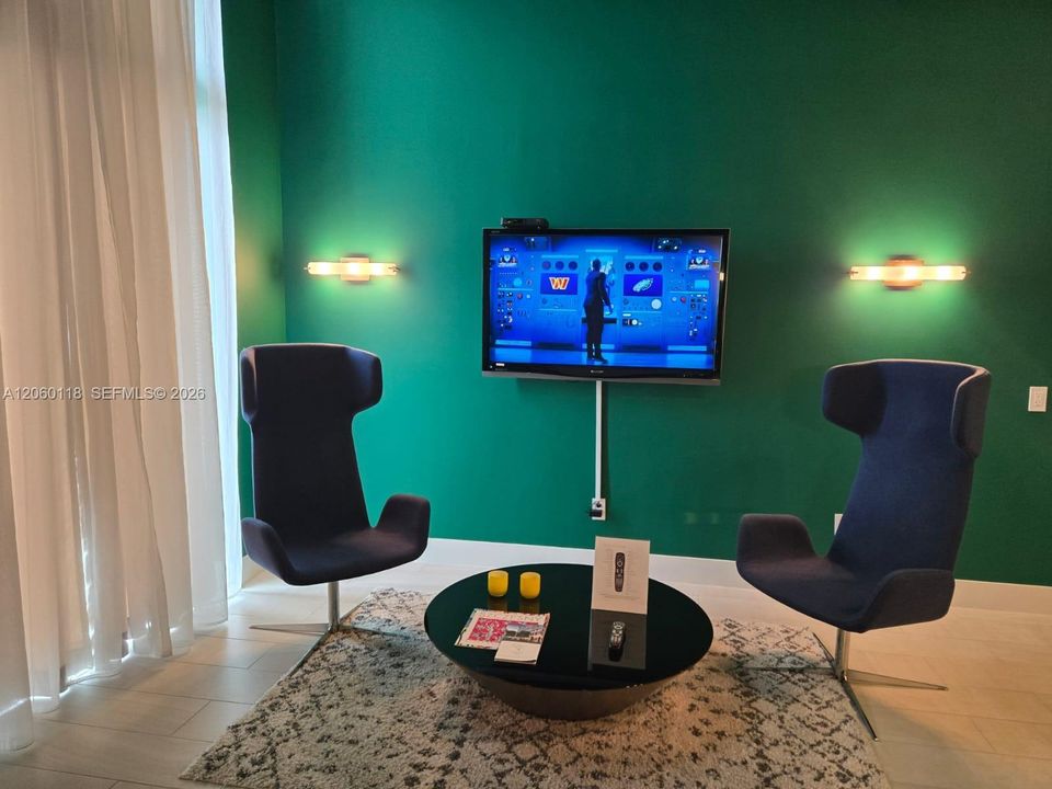 GUEST SUITE