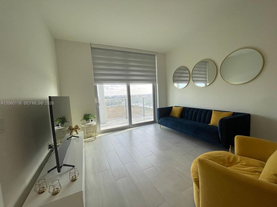 В аренду: $2,800 (1 спален, 1 ванн, 702 Квадратных фут)
