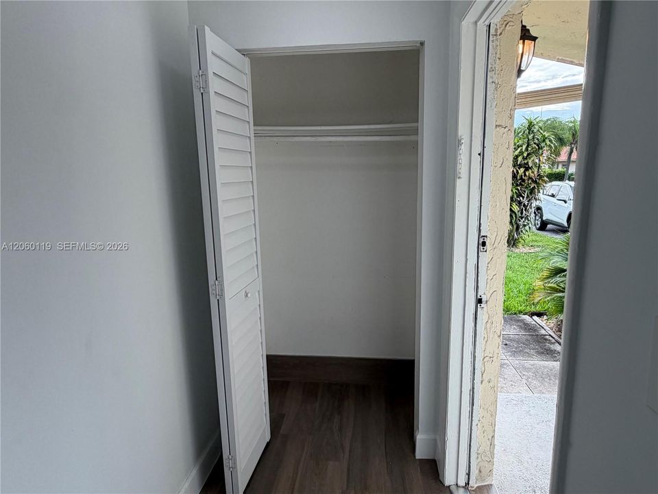 В аренду: $2,800 (3 спален, 2 ванн, 2920 Квадратных фут)