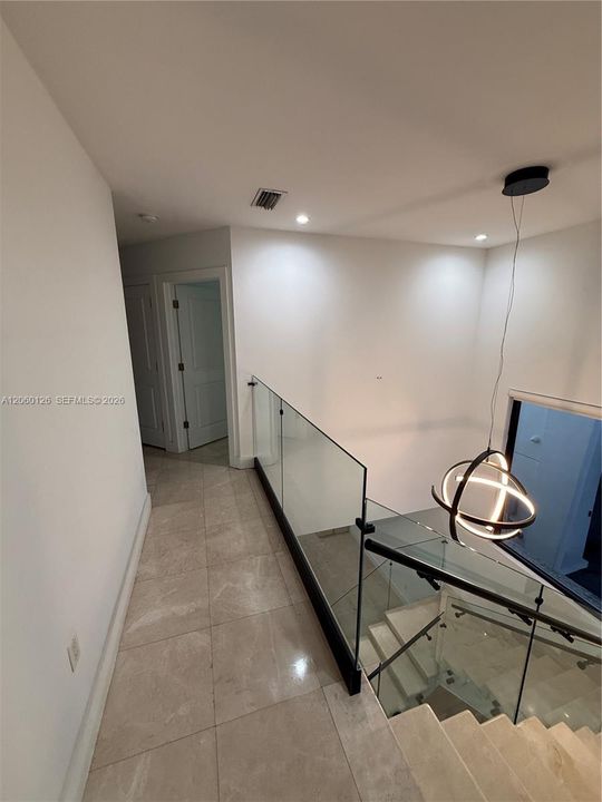 В аренду: $9,000 (5 спален, 5 ванн, 3138 Квадратных фут)
