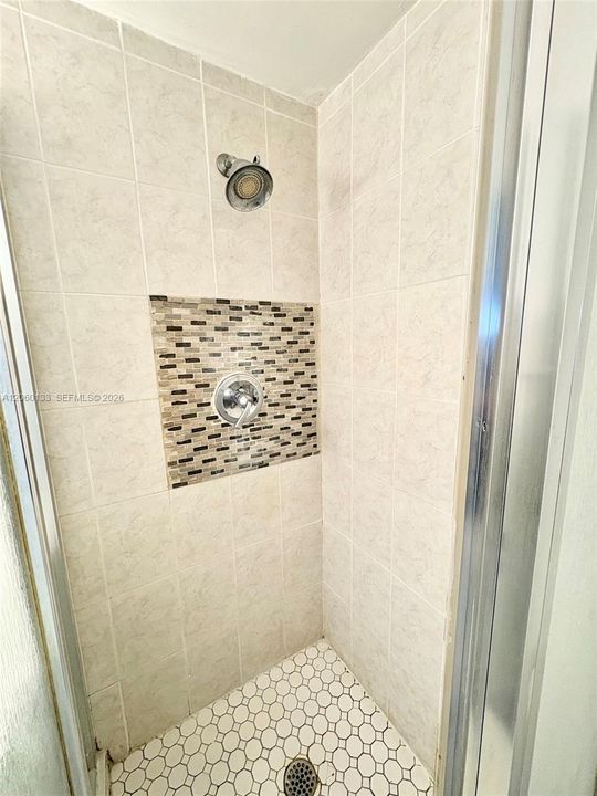 В аренду: $1,800 (2 спален, 2 ванн, 944 Квадратных фут)