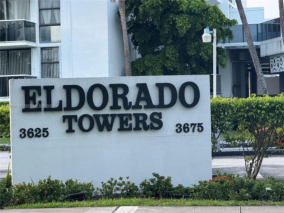 For Sale: $249,000 (1 beds, 1 baths, 755 Square Feet)