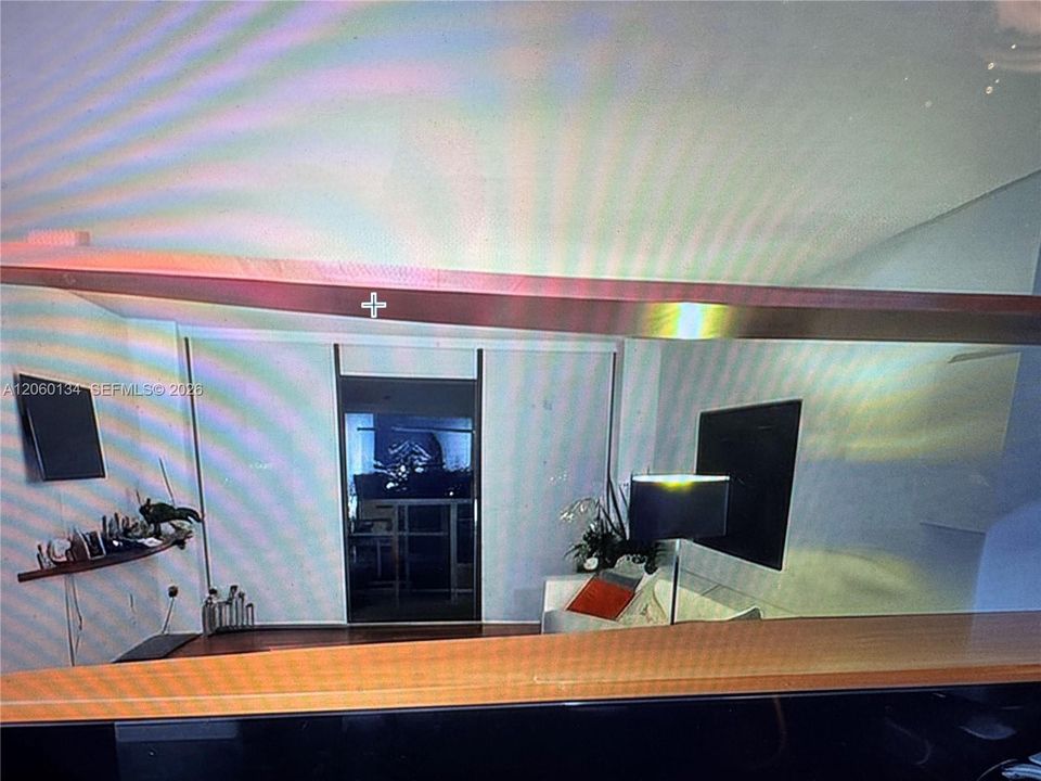 For Sale: $249,000 (1 beds, 1 baths, 755 Square Feet)