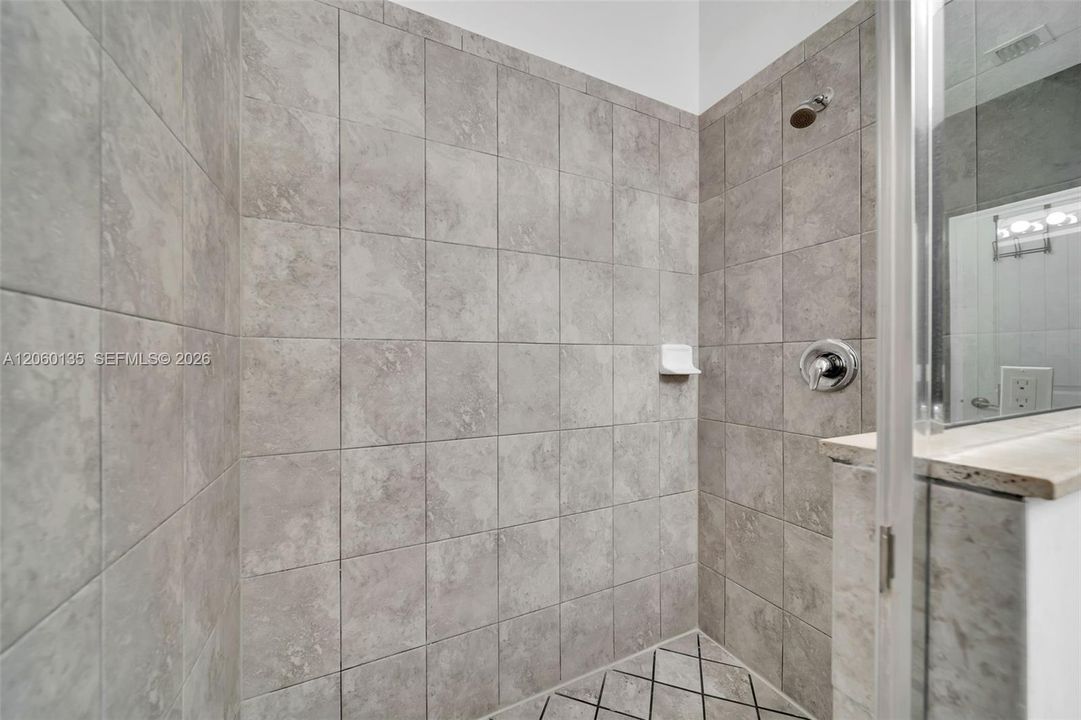 На продажу: $658,000 (4 спален, 3 ванн, 2187 Квадратных фут)