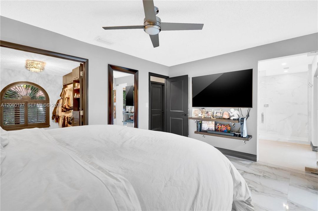 En Venta: $764,999 (2 camas, 2 baños, 1596 Pies cuadrados)