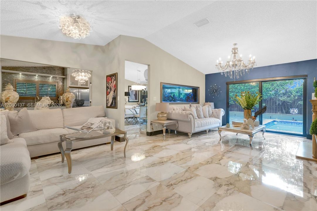 En Venta: $764,999 (2 camas, 2 baños, 1596 Pies cuadrados)