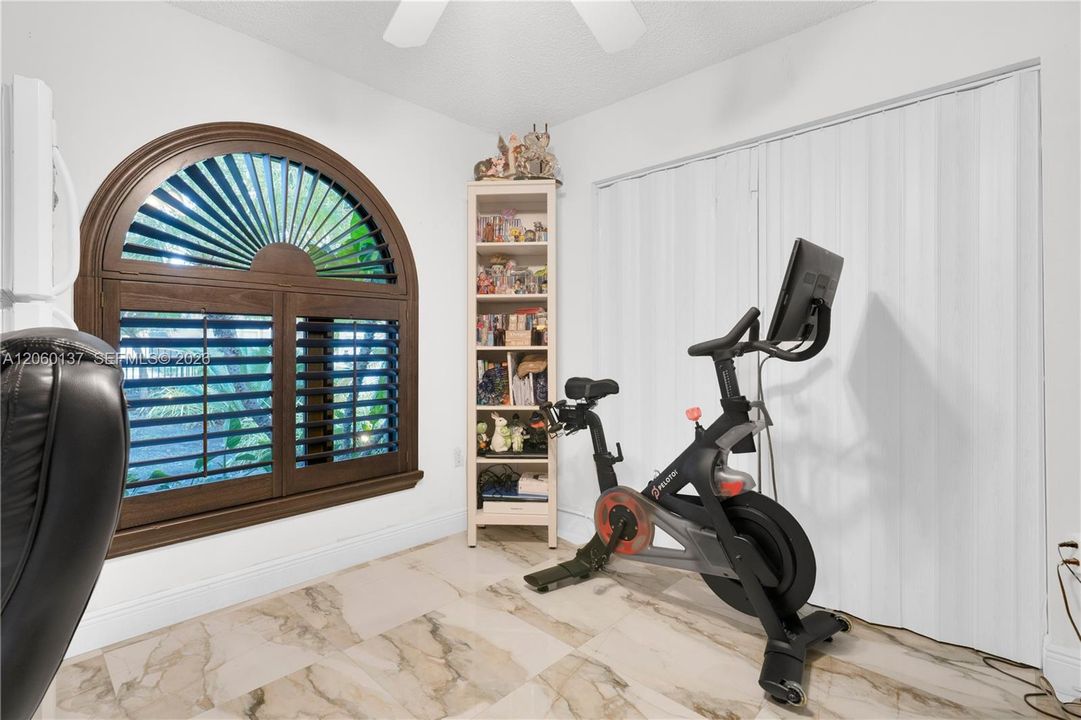 En Venta: $764,999 (2 camas, 2 baños, 1596 Pies cuadrados)